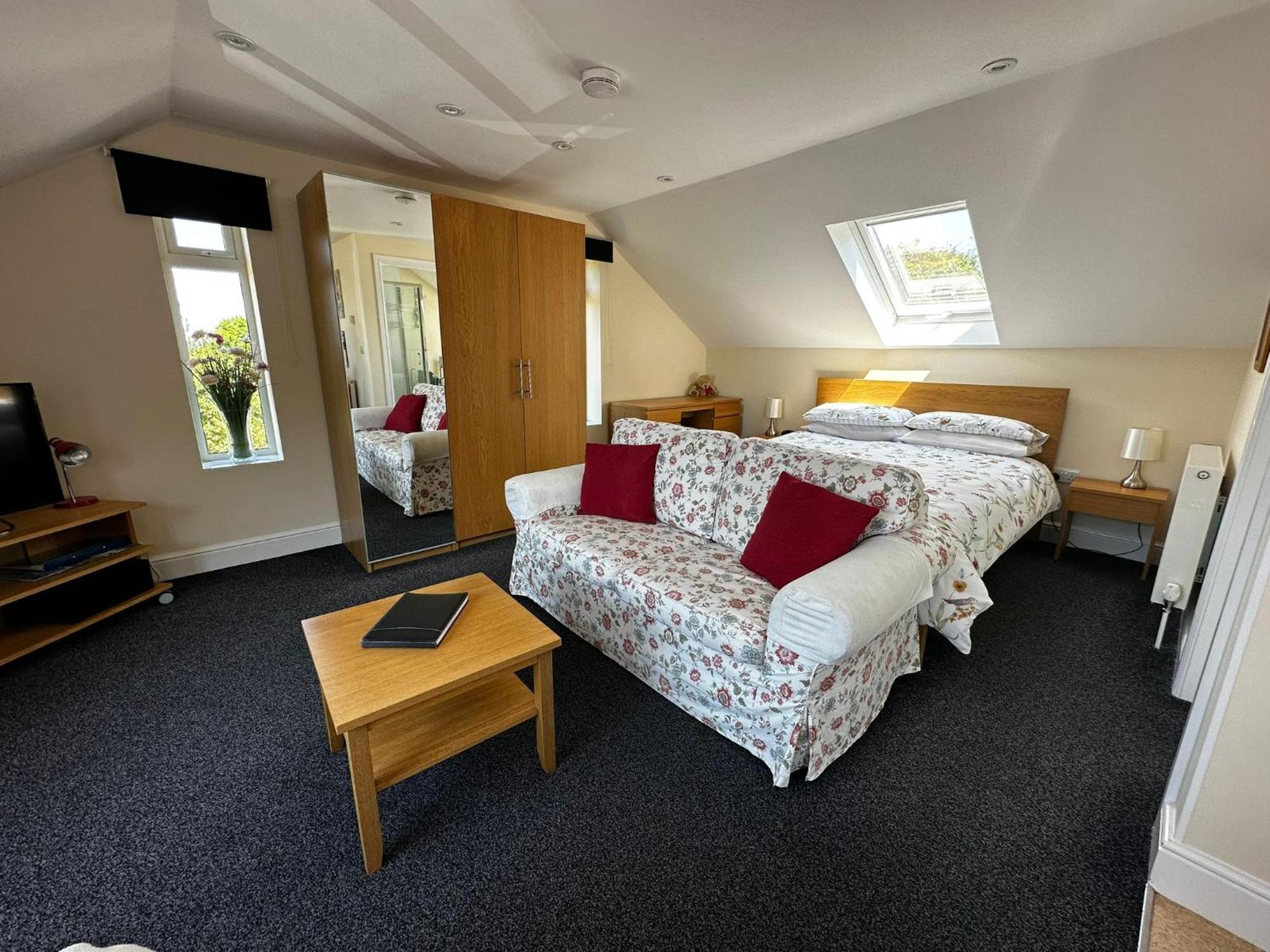 Holly Hill Apartments Southampton Esterno foto